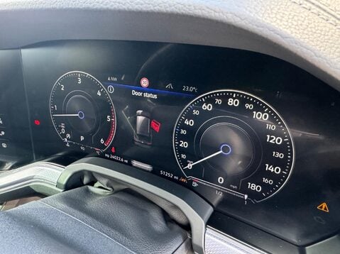 Volkswagen Touareg V6 R-LINE TECH TDI 49