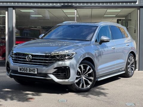 Volkswagen Touareg V6 R-LINE TECH TDI 5