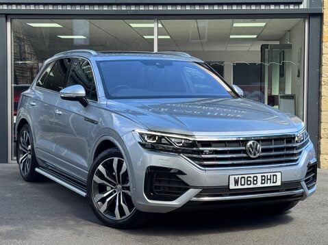 Volkswagen Touareg V6 R-LINE TECH TDI 2