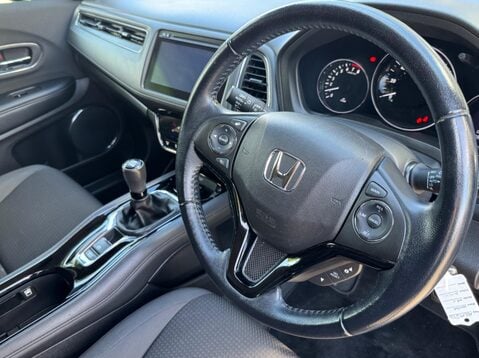 Honda HR-V I-VTEC SE 26