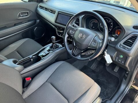 Honda HR-V I-VTEC SE 18
