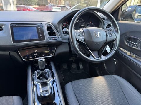 Honda HR-V I-VTEC SE 32