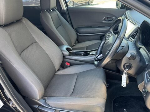 Honda HR-V I-VTEC SE 15