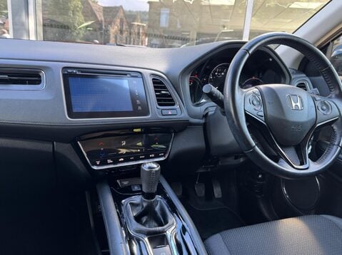Honda HR-V I-VTEC SE 29