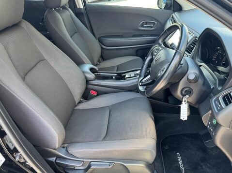 Honda HR-V I-VTEC SE 14