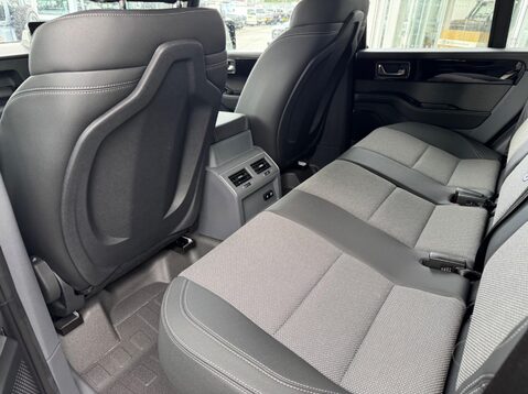 Ineos Grenadier 3.0D Station Wagon Auto 4WD Euro 6 (s/s) 6dr (5Seat) 35