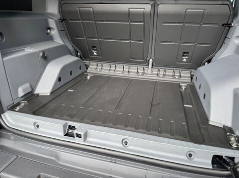 Ineos Grenadier 3.0D Station Wagon Auto 4WD Euro 6 (s/s) 6dr (5Seat) 9