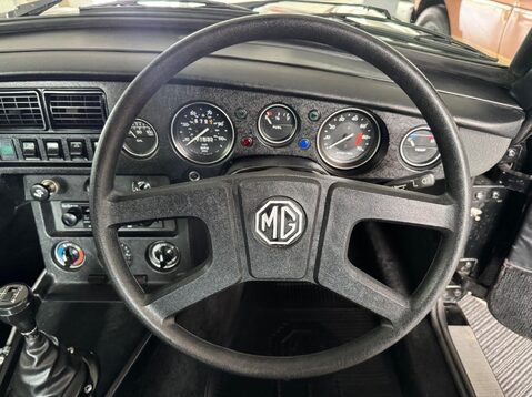 MG MGB GT GT 5