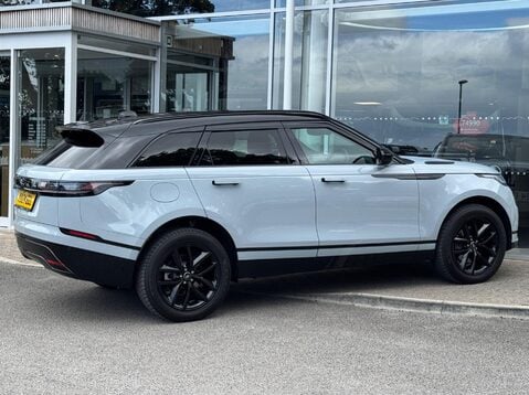 Land Rover Range Rover Velar DYNAMIC SE 10