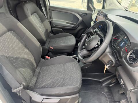 Mercedes-Benz Citan 110 BASE L1 12