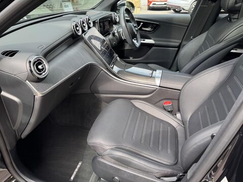 Mercedes-Benz GLC GLC 300 4MATIC AMG LINE PREMIUM PLUS MHEV 27