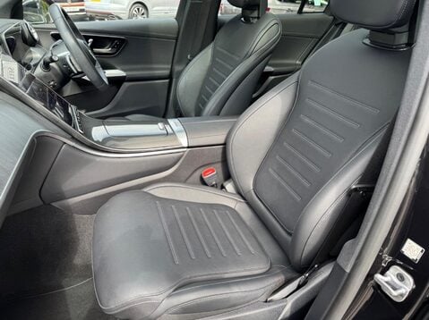 Mercedes-Benz GLC GLC 300 4MATIC AMG LINE PREMIUM PLUS MHEV 31