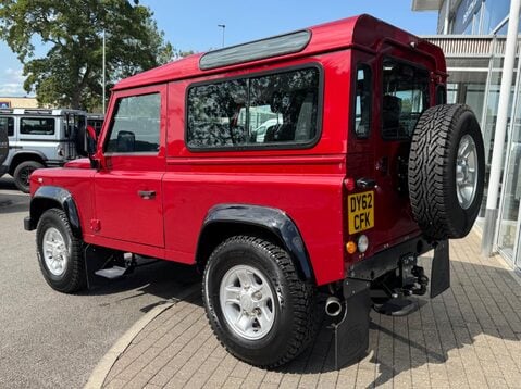 Land Rover Defender TD XS STATION WAGON 9