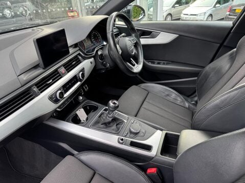 Audi A4 TFSI S LINE 19