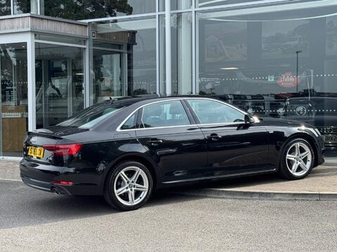 Audi A4 TFSI S LINE 7