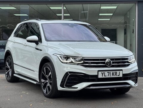 Volkswagen Tiguan 2.0 TSI R-Line DSG 4Motion Euro 6 (s/s) 5dr