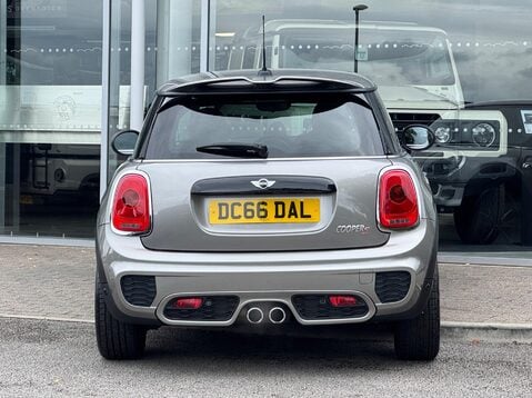 Mini Hatch 2.0 Cooper S Euro 6 (s/s) 3dr 8