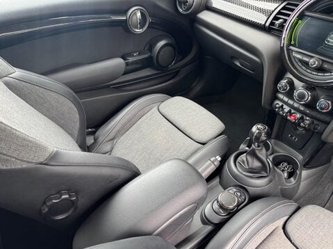 Mini Hatch 2.0 Cooper S Euro 6 (s/s) 3dr 19
