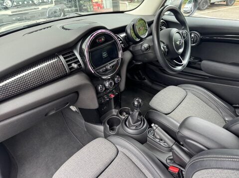 Mini Hatch 2.0 Cooper S Euro 6 (s/s) 3dr 30