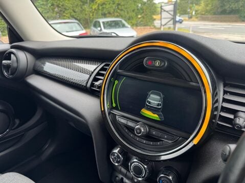 Mini Hatch 2.0 Cooper S Euro 6 (s/s) 3dr 20