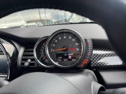 Mini Hatch 2.0 Cooper S Euro 6 (s/s) 3dr 34
