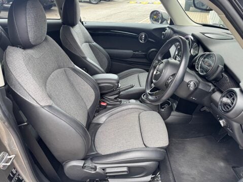 Mini Hatch 2.0 Cooper S Euro 6 (s/s) 3dr 14