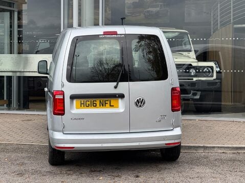 Volkswagen Caddy C20 TDI HIGHLINE 27