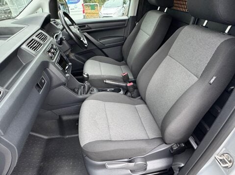 Volkswagen Caddy C20 TDI HIGHLINE 20