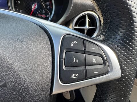 Mercedes-Benz SLC SLC 180 AMG LINE 33