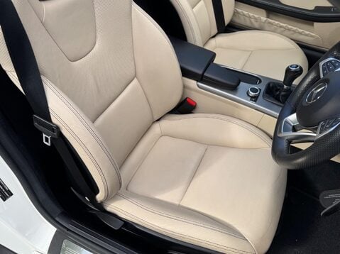 Mercedes-Benz SLC SLC 180 AMG LINE 40