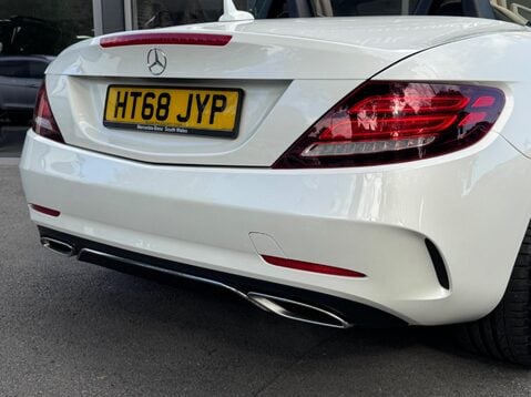 Mercedes-Benz SLC SLC 180 AMG LINE 50