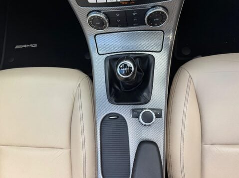 Mercedes-Benz SLC SLC 180 AMG LINE 28