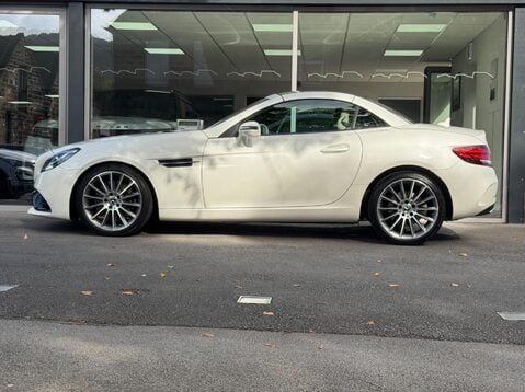 Mercedes-Benz SLC SLC 180 AMG LINE 62