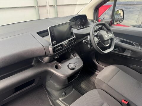 Peugeot Partner BLUEHDI PROFESSIONAL PREMIUM PLUS L1 21