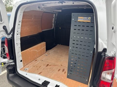 Peugeot Partner BLUEHDI PROFESSIONAL PREMIUM PLUS L1 25
