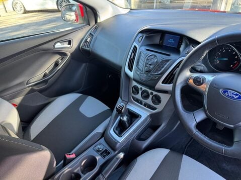 Ford Focus ZETEC 16