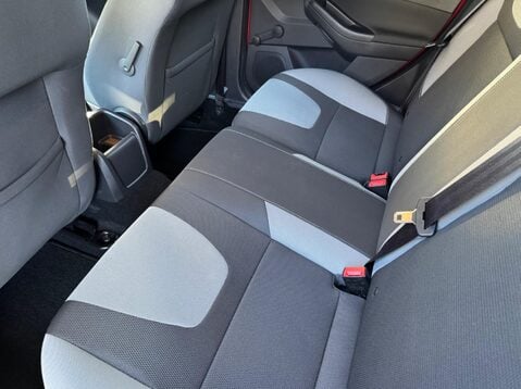 Ford Focus ZETEC 38