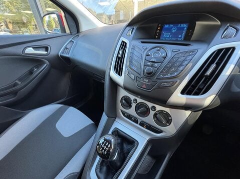 Ford Focus ZETEC 21