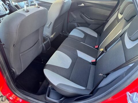 Ford Focus ZETEC 37
