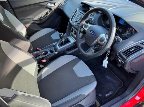 Ford Focus ZETEC 13
