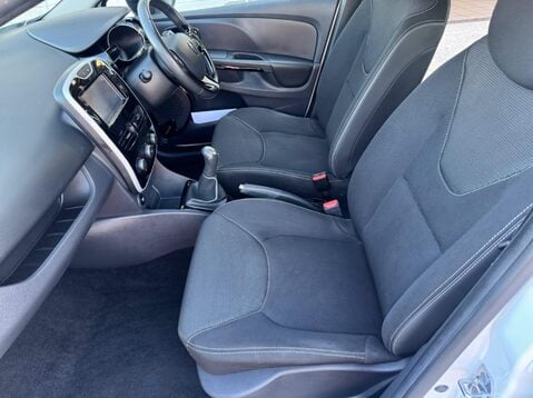 Renault Clio DYNAMIQUE NAV TCE 23