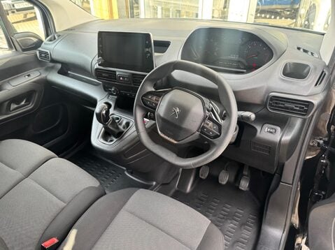 Peugeot Partner BLUEHDI PROFESSIONAL PREMIUM L1 11