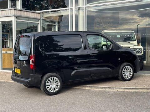 Peugeot Partner BLUEHDI PROFESSIONAL PREMIUM L1 6