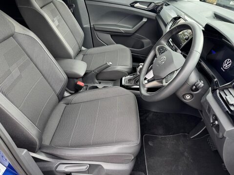 Volkswagen T-Cross BLACK EDITION TSI DSG 13