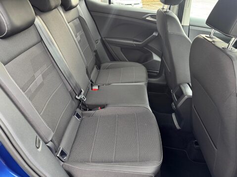 Volkswagen T-Cross BLACK EDITION TSI DSG 29