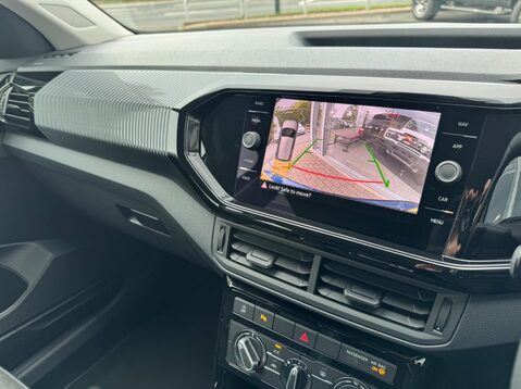 Volkswagen T-Cross BLACK EDITION TSI DSG 24