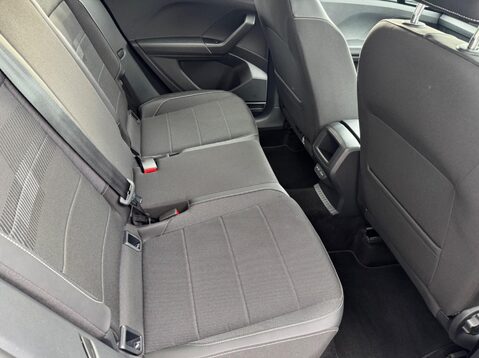 Volkswagen T-Cross BLACK EDITION TSI DSG 30