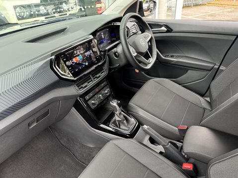 Volkswagen T-Cross BLACK EDITION TSI DSG 16