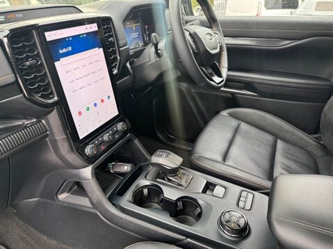 Ford Ranger WILDTRAK X ECOBLUE 31