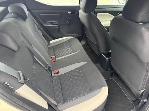 Nissan MICRA ACENTA 31